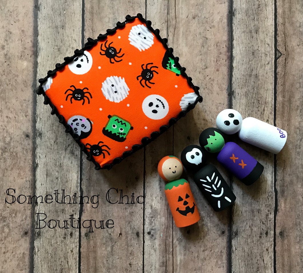 Halloween Wood People Set Pumpkin Frankenstein Ghost Skeleton