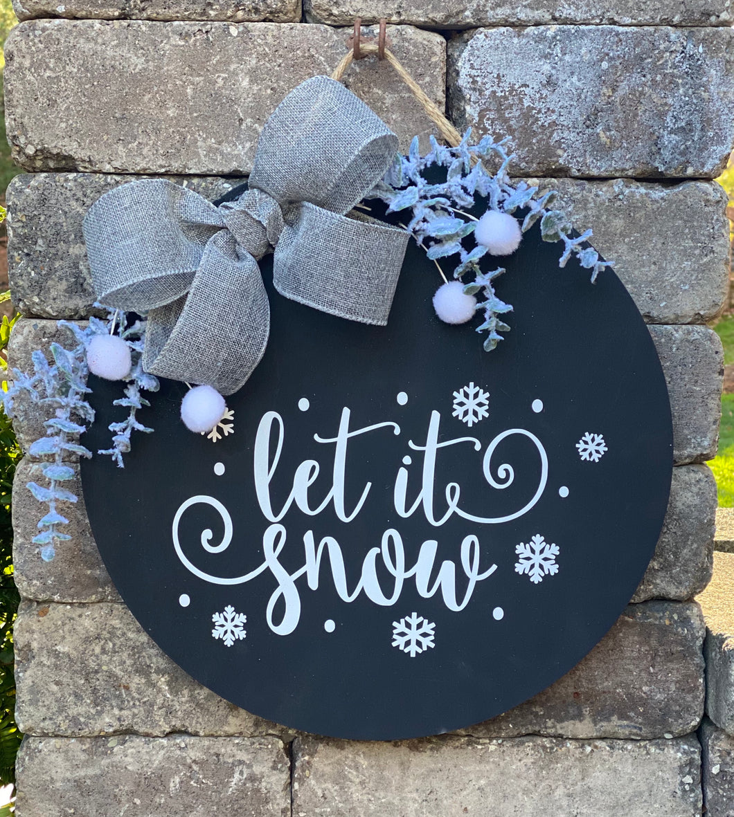 Let It Snow Wooden Welcome Round Door Hanger