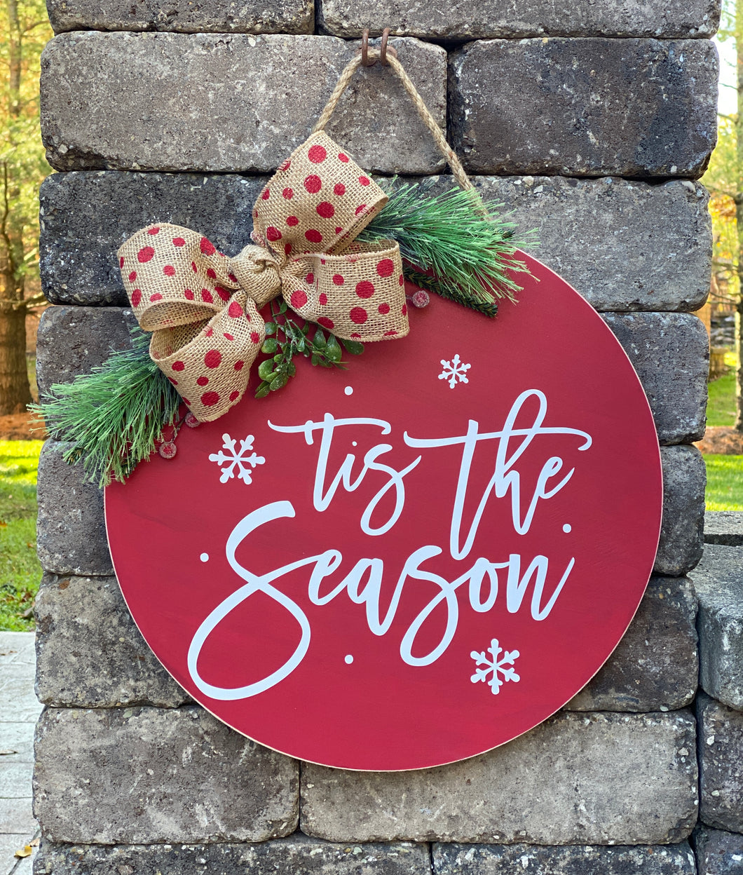 Tis the Season Red Wooden Welcome Round Door Hanger